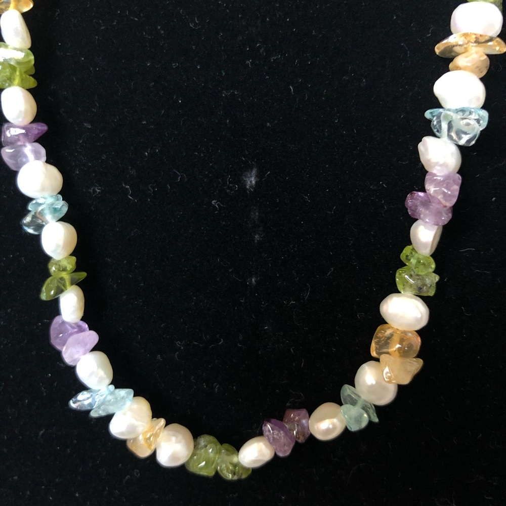 Necklace - Picture 3 of 4
